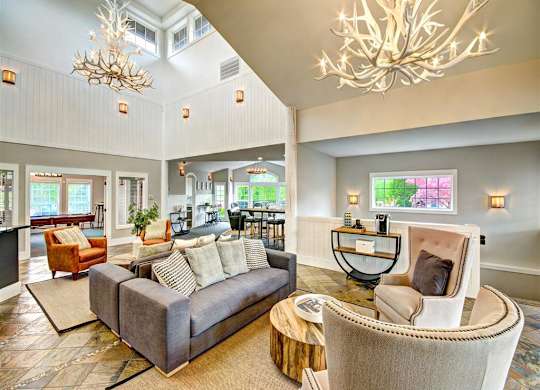 Lobby at Deer Creek Apartments, Washington, 98373