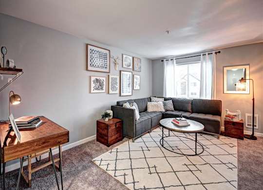 Living room at Deer Creek Apartments, Washington, 98373