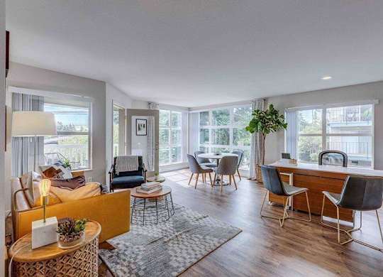 Seattle Apartments- Mosaic on Greenwood-common space- clubhouse