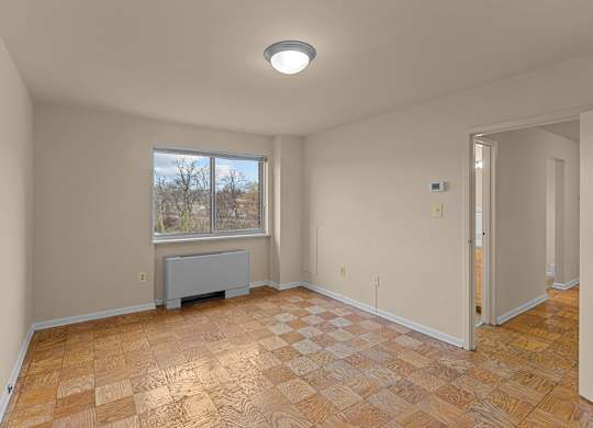 Living Area With Hallway at Kensington House, Maryland