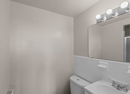 Vanity Lights at Kensington House, Maryland