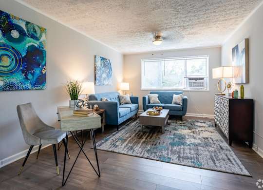 Dining Area at The Lawrence Apartments, Greenbelt, MD 20770