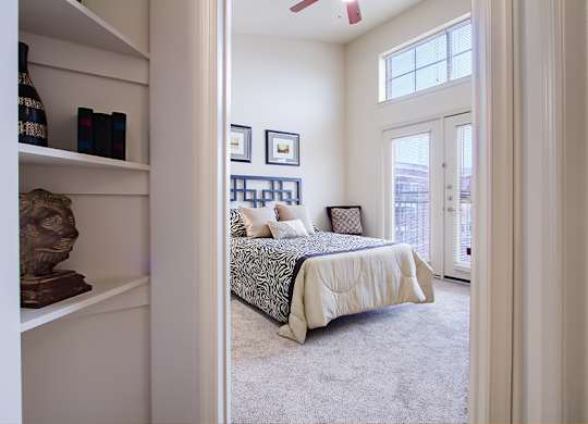 Franklin, TN Apartments near Southside at McEwen - Dwell at McEwen Balcony / patio