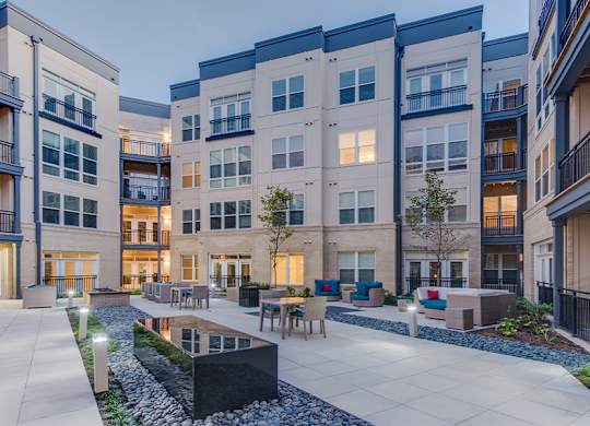 Mallory Square - Apartments near Shady Grove Life Sciences Center - private courtyards