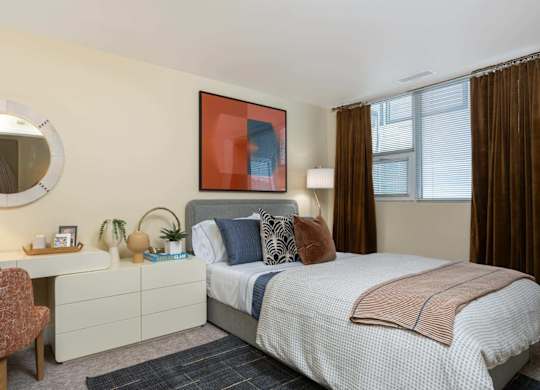 Metro 112 Apartments in Bellevue WA - Classic Bedroom