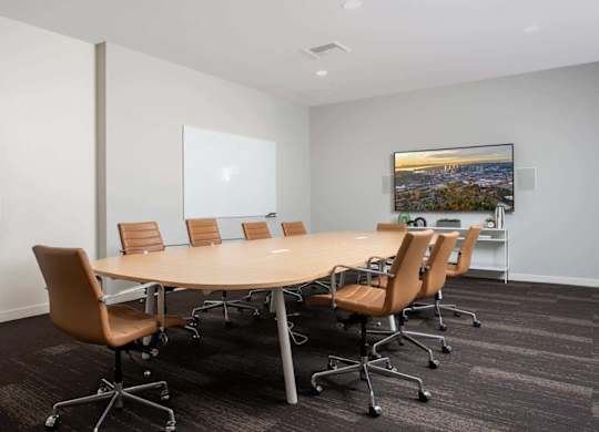 Metro 112 Apartments in Bellevue - Conference Room