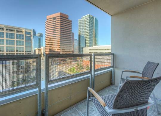 Apartments in Bellevue WA near Amazon - Metro 112 Apartments - beautiful views