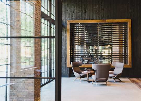 Apartments for rent in Atlanta, GA | Vinings Lofts and Apartments | lobby seating area