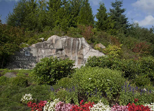 Apartments for rent in Sammamish WA - Boulder Creek Beautifully landscaped with water feature