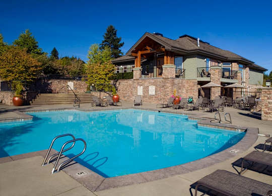 Boulder Creek apartments in Klahanie WA near Microsoft - Sparkling outdoor pool and spa