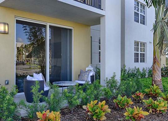 The District Boynton - Near I-95 - private patios and balconies