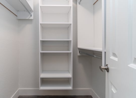 Walk in Closet