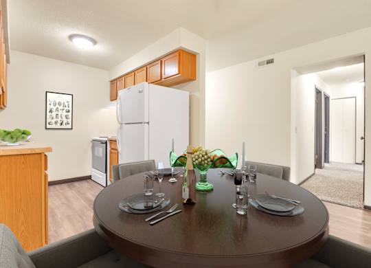 Dining And Kitchen at Indian Ridge Apartments, Davenport, Iowa