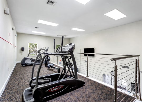 the gym at the preserve apartments at Waterford Park Apartment Homes, LLC, Florida