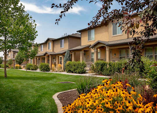 Four Seasons Apartments and Townhomes Flowers in Landscaping