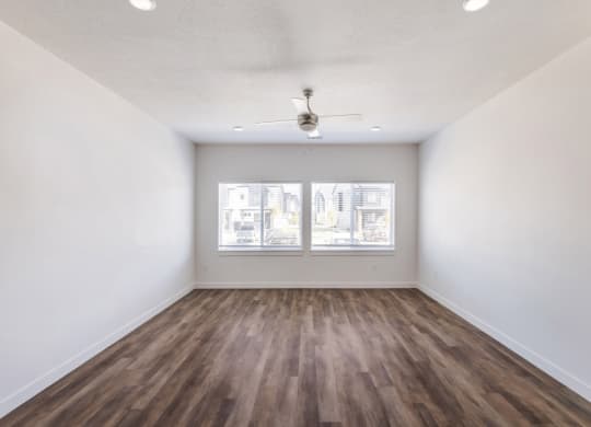 Large Living Room at Retreat at Homestead