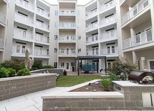 Novi Rise's beautifully landscaped courtyard