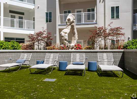 Courtyard area at NOVI in Concord, NC