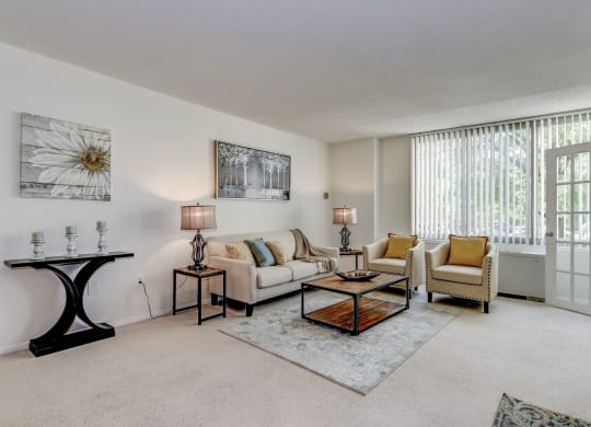 Spacious Apartment Rentals in Crystal City Arlington VA