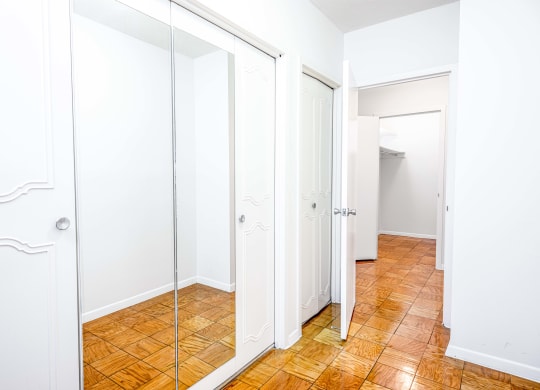 Apartments for rent in Crystal City
