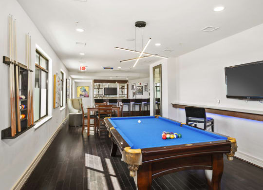 Spacious apartment rentals in Crystal City Arlington Virginia
