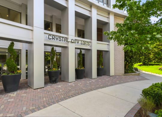 Apartment rentals in Crystal City Arlington VA