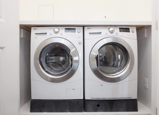Renovated Apartment Rentals in Crystal City Arlington VA