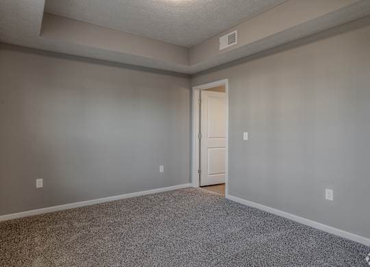 Plush Carpeting at The Residences at Akita Lane, Canal Winchester, OH