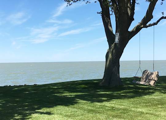 Lake Erie Apartments