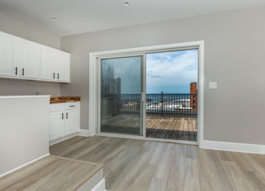 Apartment with lake view in Cleveland