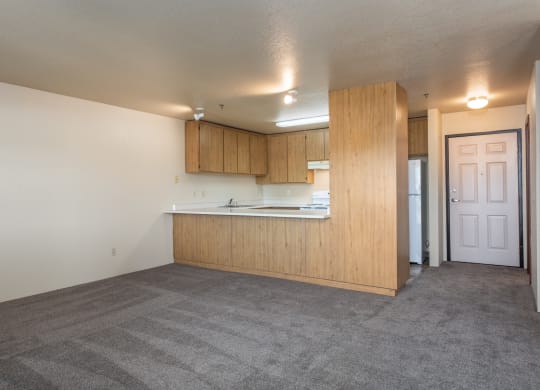 Wall-To-Wall Carpeting at Altamont Apartments, California, 94928