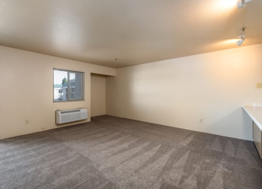 Trendy Master at Altamont Apartments, Rohnert Park, California