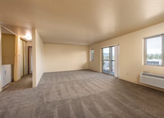 Beige Carpet at Altamont Apartments, Rohnert Park, CA