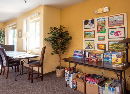 Office Space at Altamont Apartments, Rohnert Park, CA