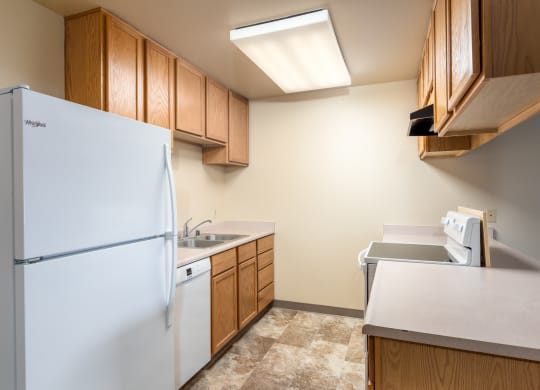Fully Equipped Kitchen at Manor Apartments, Rohnert Park, CA, 94928