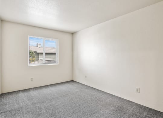 Plush Carpeting at Meadowrock Duplexes, Santa Rosa, 95403