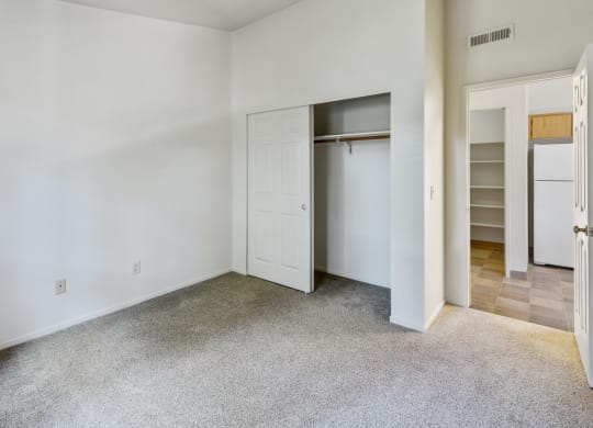 Plush Carpeting at Meadowview Apartments, Santa Rosa, California