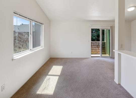 Spacious Living Area at Meadowview Apartments, Santa Rosa, CA