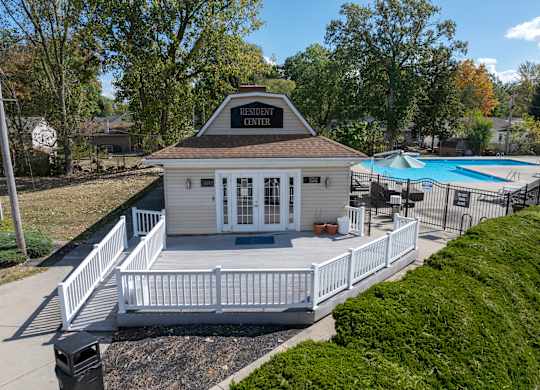 House Exterior View at Wood Creek Apartments, Fort Wayne, Indiana