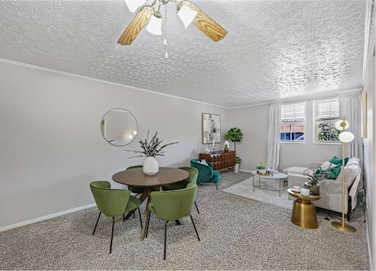 Dining Room at Wood Creek Apartments, Indiana, 46835