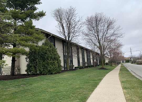 the building where the motel is located is shown