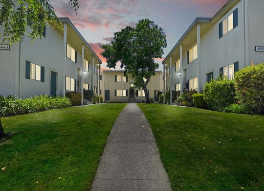 Green Space Walking Trails at Colonial Garden Apartments, San Mateo, California