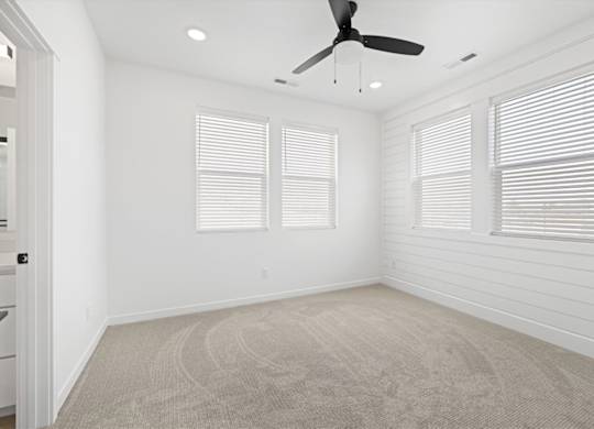 Spacious room with ceiling fan at Alante Homes at Spring Run, Caldwell