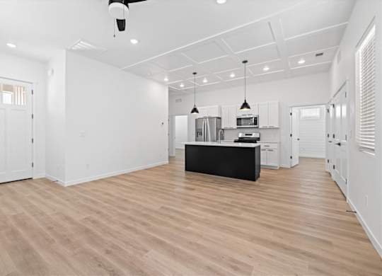 Large Kitchen at Alante Homes at Spring Run, Idaho
