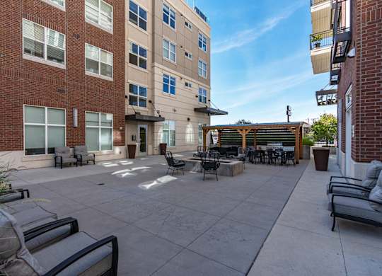 Courtyard at 200 City View, Provo, UT, 84601