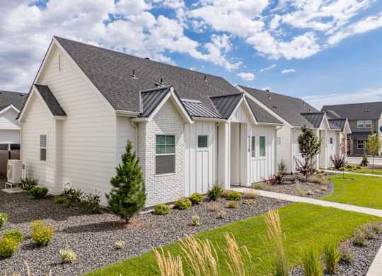 Elegant Exterior View at Alante Homes at Spring Run, Caldwell, ID, 83607