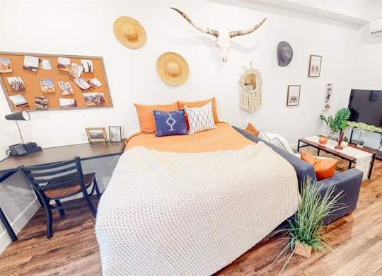 605 Place Studio Bedroom at 605 Place Student Housing & Co-Living, Utah, 84770