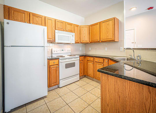 Fully Furnished Kitchen at Heritage Court, Ewing, New Jersey
