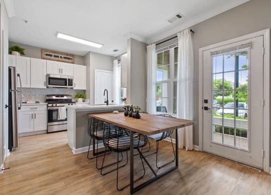 Eat In Kitchen at Harper's Crossing, Pennsylvania
