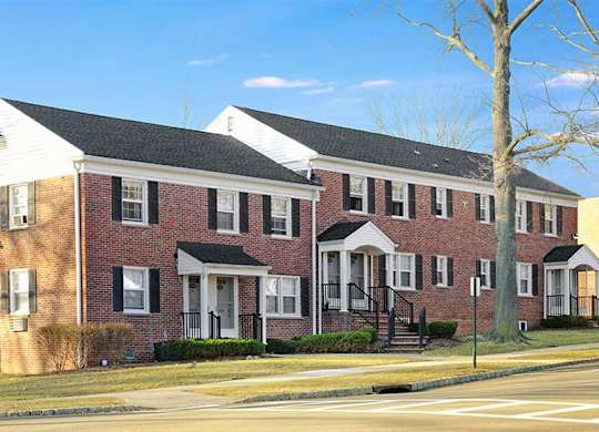 Exterior of apartment building at Alister Morristown, New Jersey, 07960